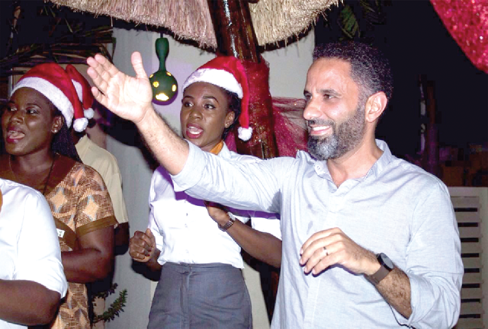  The tallest Christmas tree in Accra being unveiled by Mr Hussein Fahkry on the premises of Roots Hotel Apartments on the Oxford Street, Osu 